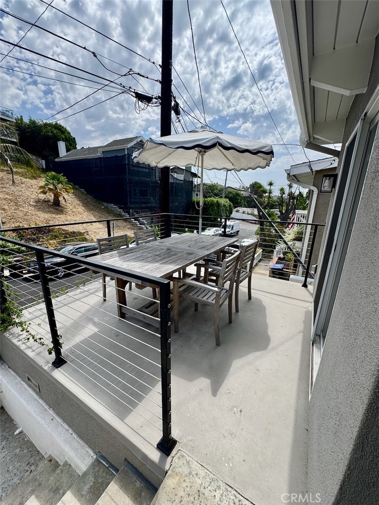 33961 Crystal Lantern Street