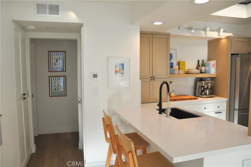 33961 Crystal Lantern Street