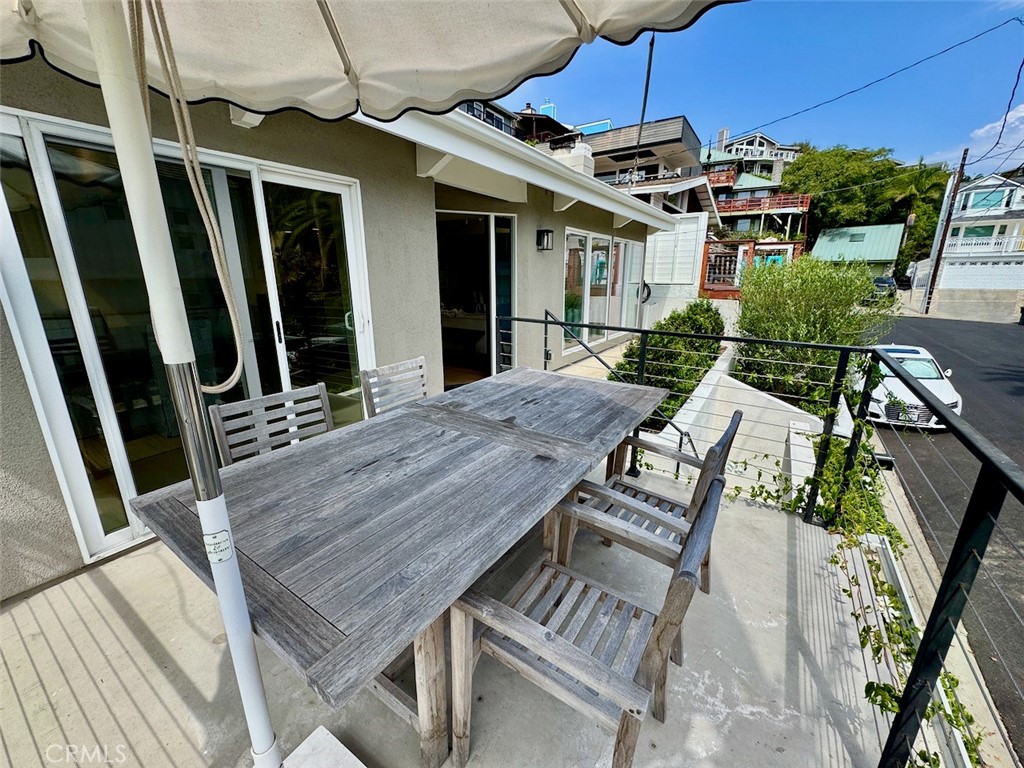 33961 Crystal Lantern Street