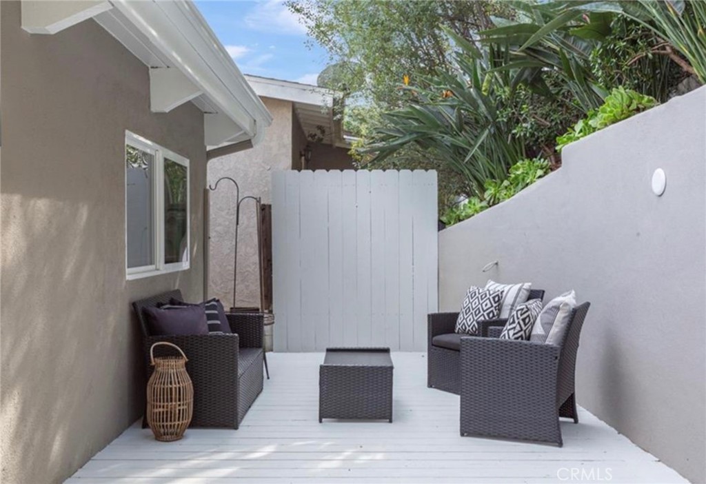 33961 Crystal Lantern Street