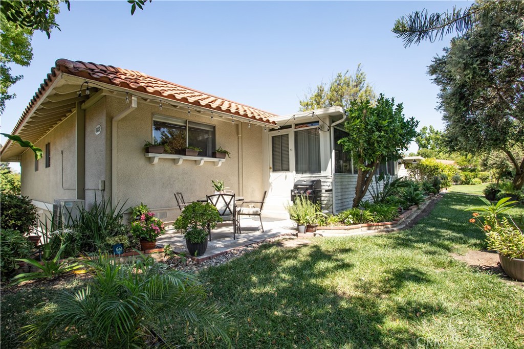 803 Ronda Mendoza Q