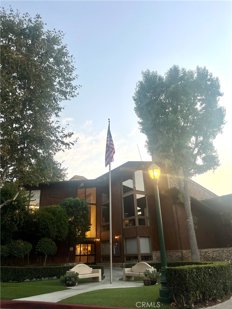 24826 Lakefield Street