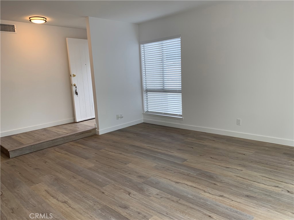 24826 Lakefield Street