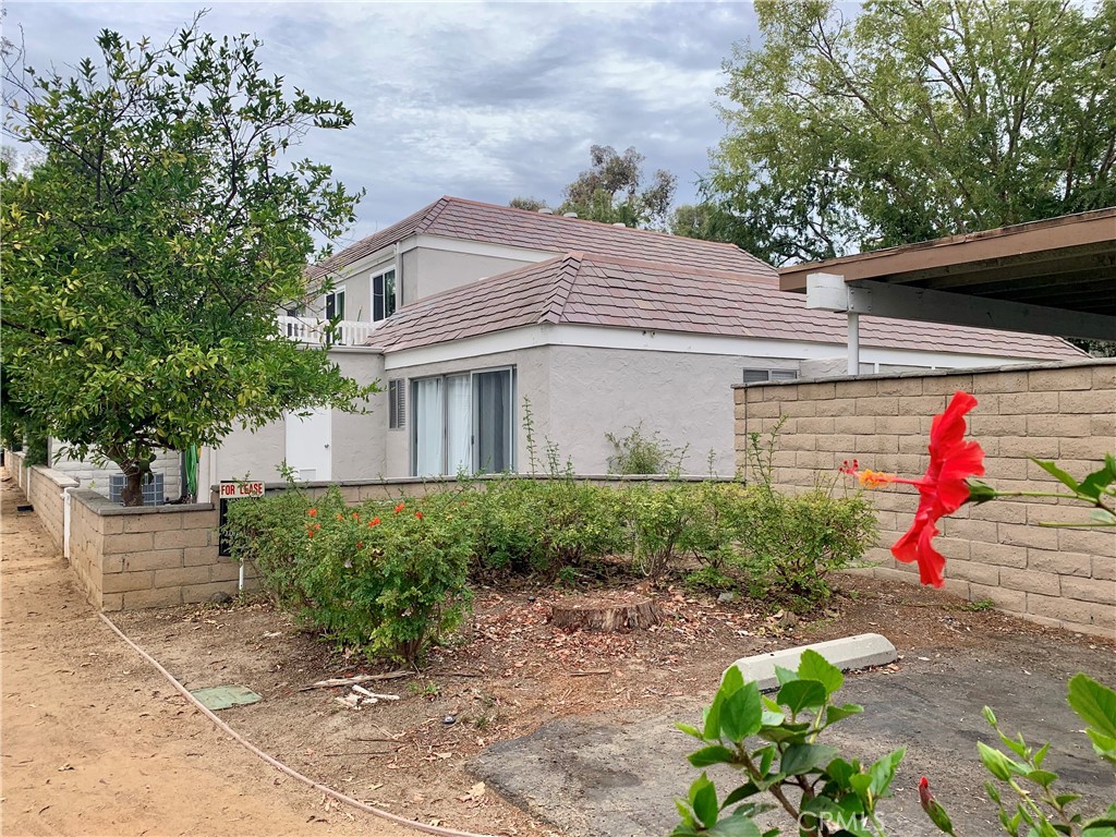 24826 Lakefield Street