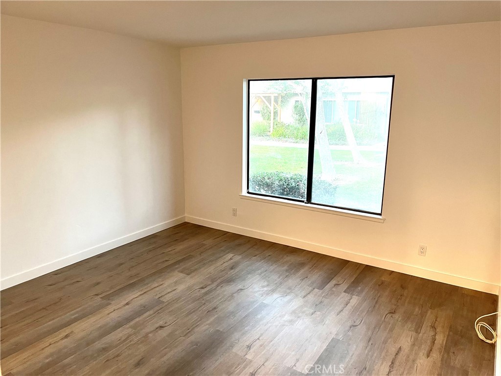 24826 Lakefield Street