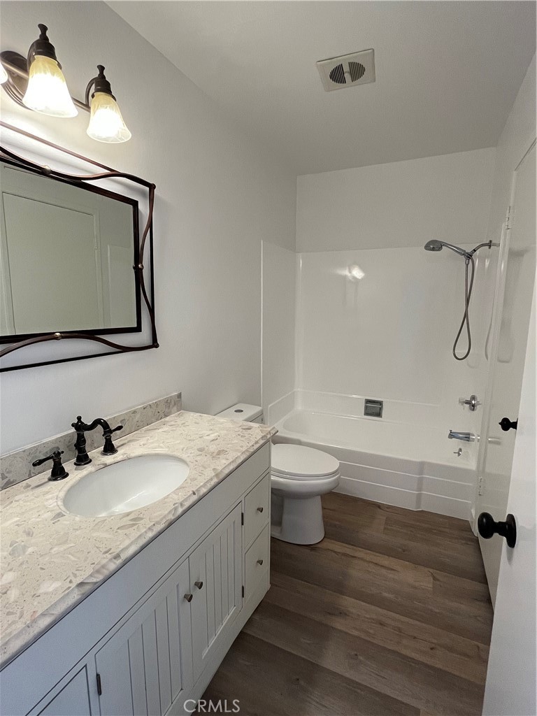 24826 Lakefield Street