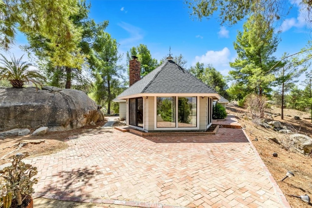 42355 Rockview Drive