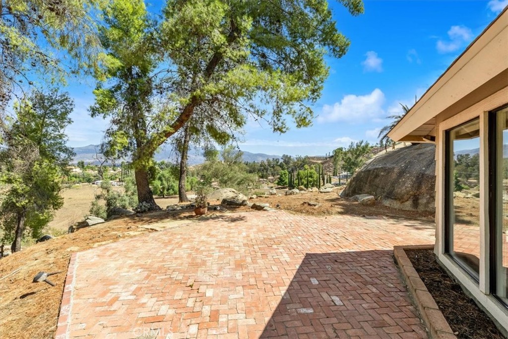 42355 Rockview Drive