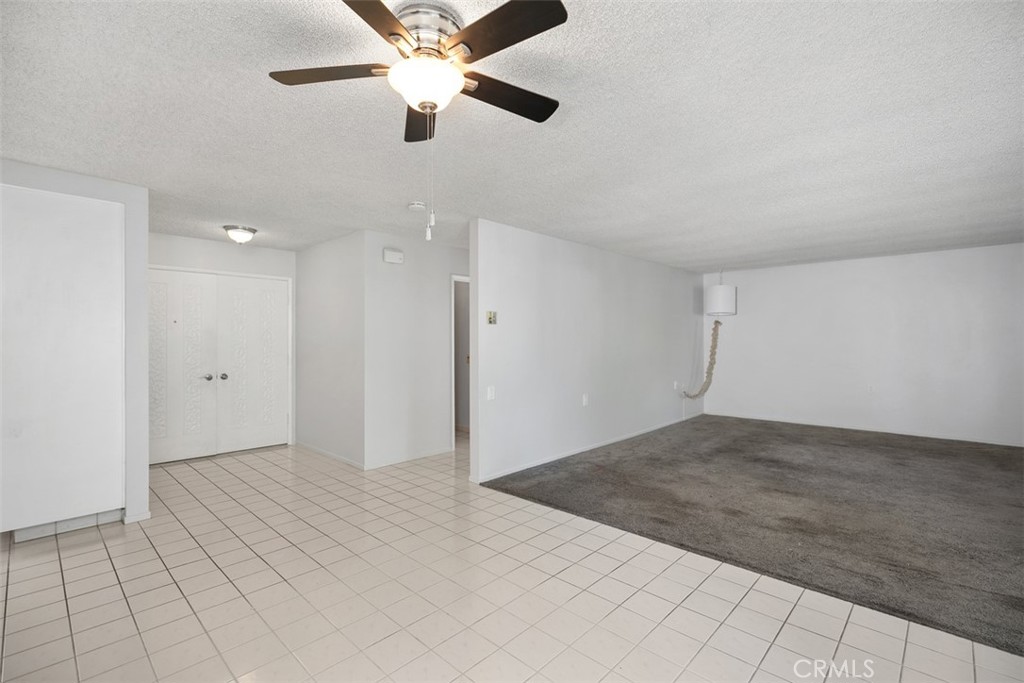 2405 Via Mariposa W 2G