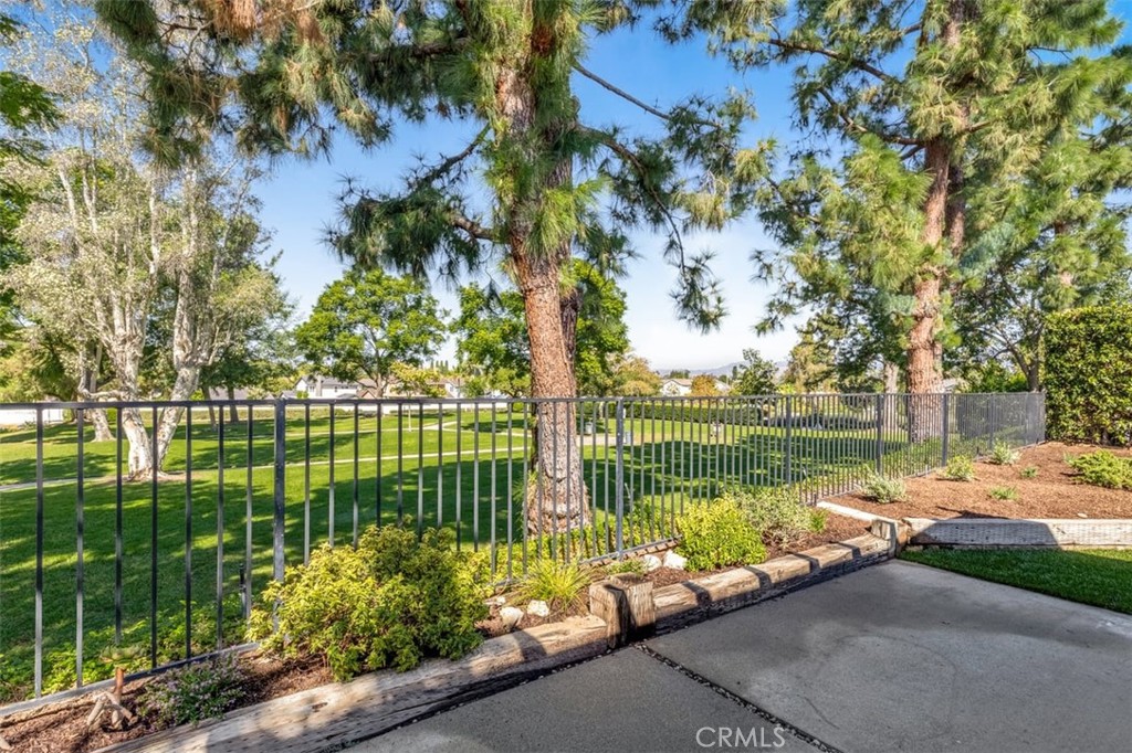 23211 Meadowbrook Circle