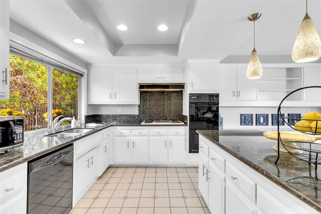 23211 Meadowbrook Circle