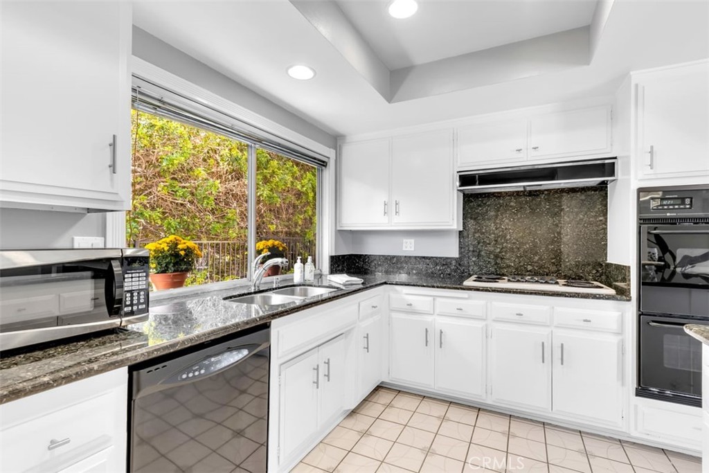 23211 Meadowbrook Circle