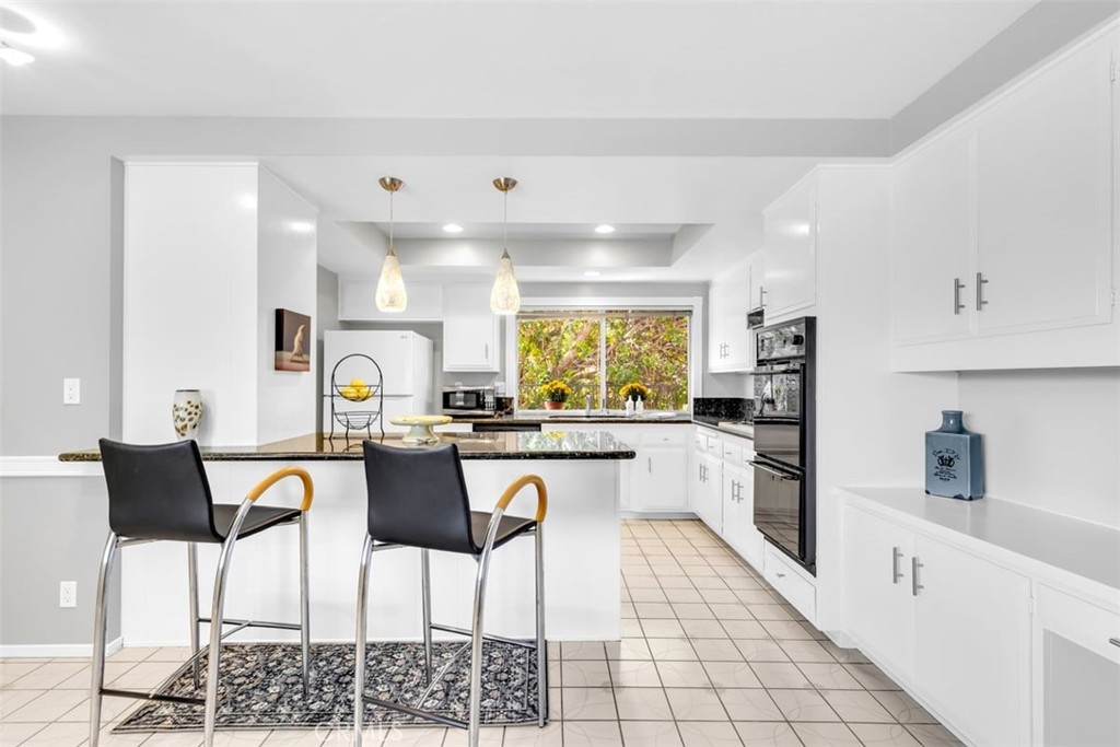 23211 Meadowbrook Circle