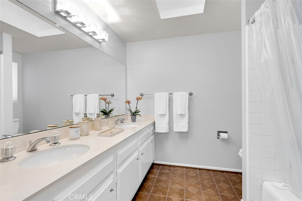 23211 Meadowbrook Circle