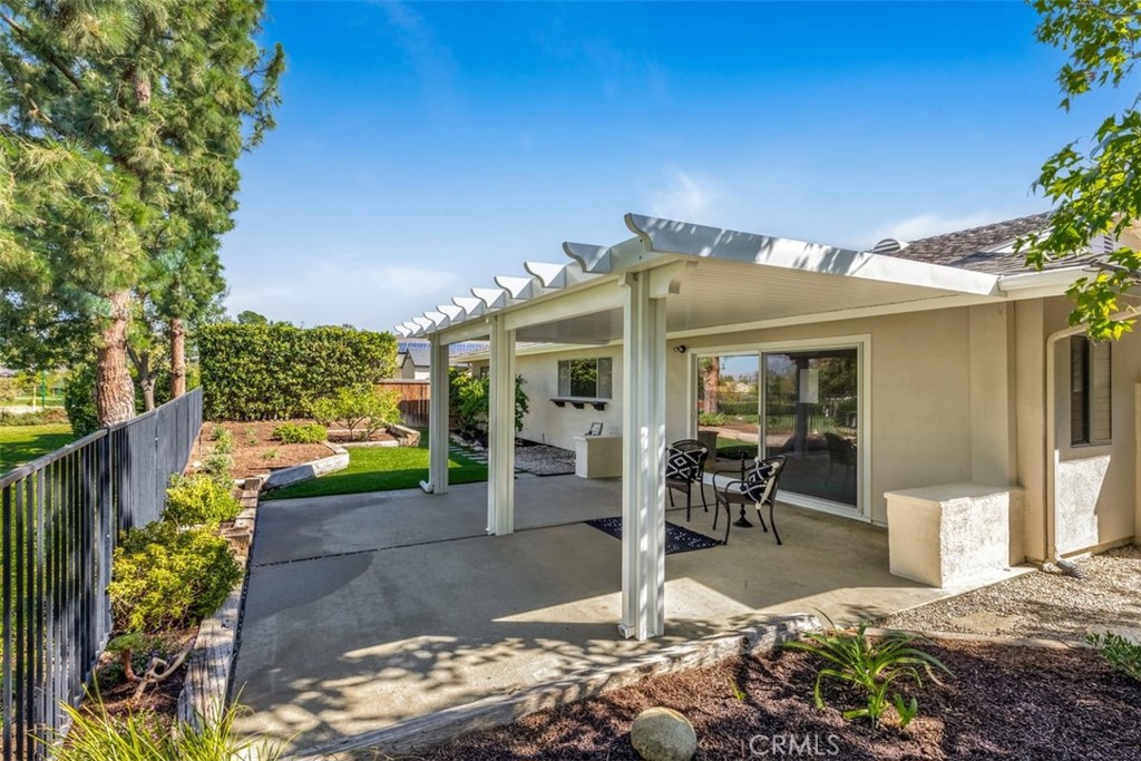 23211 Meadowbrook Circle