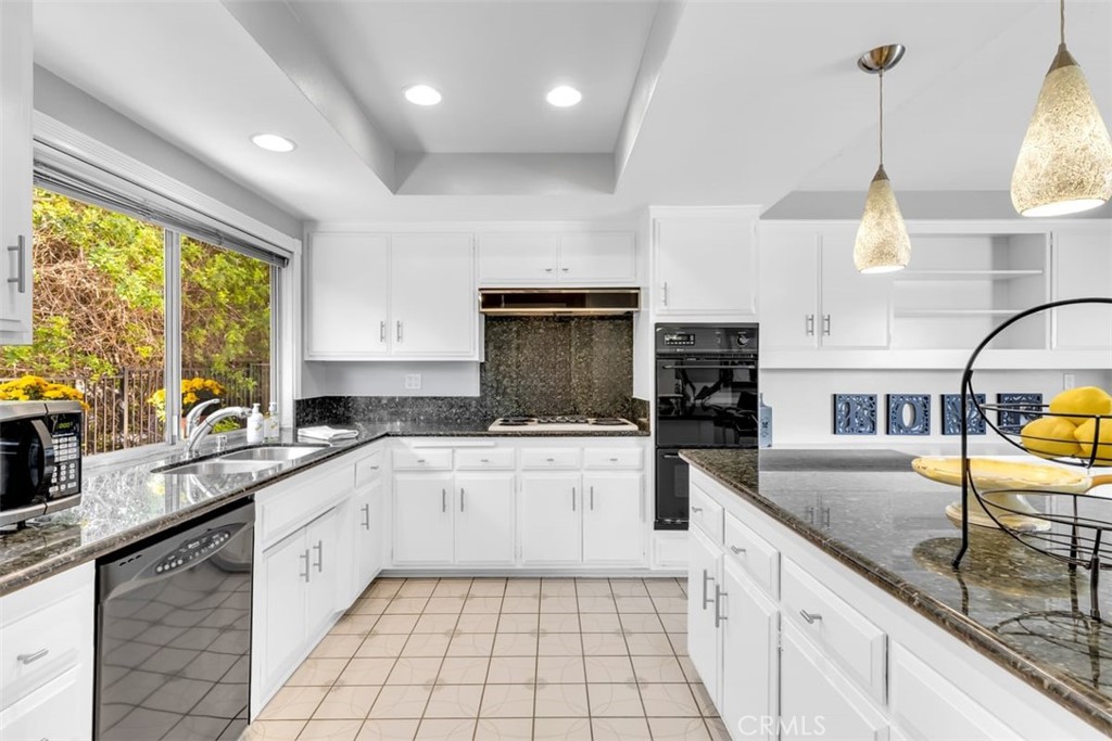 23211 Meadowbrook Circle