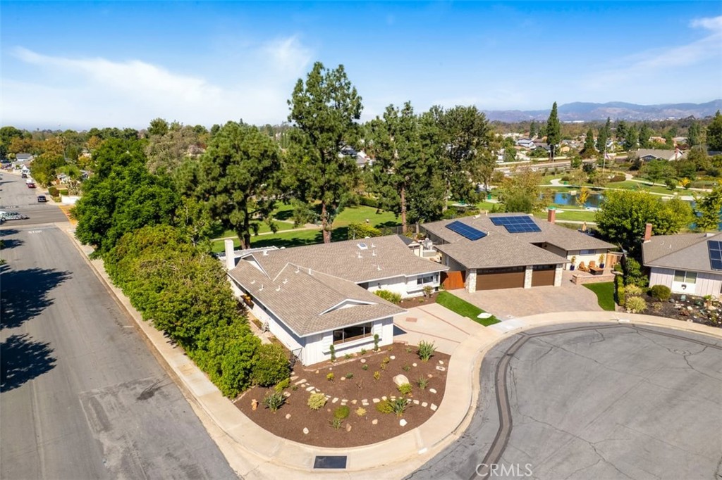 23211 Meadowbrook Circle