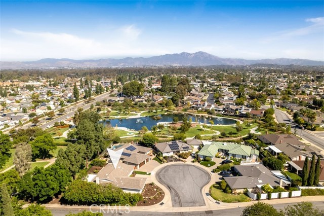 23211 Meadowbrook CIR