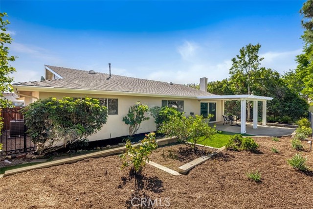 23211 Meadowbrook CIR