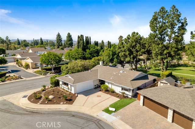 23211 Meadowbrook CIR