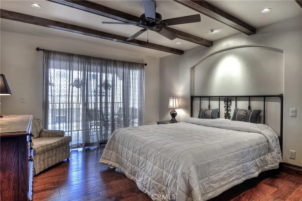 511 Avenida Del Mar Unit 4
