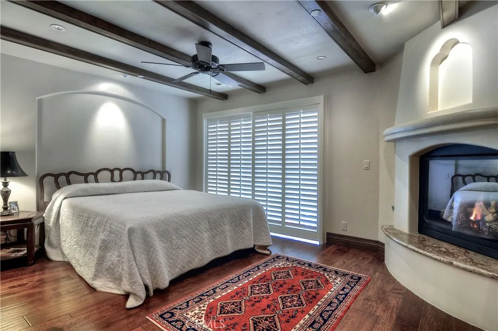 511 Avenida Del Mar Unit 4