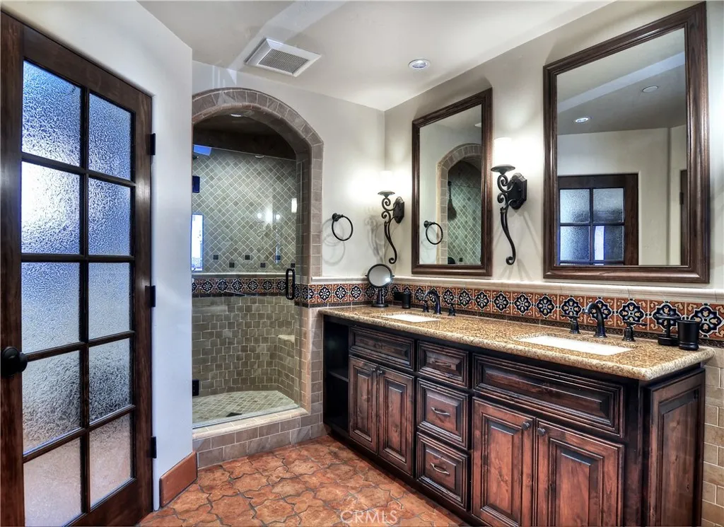 511 Avenida Del Mar Unit 4