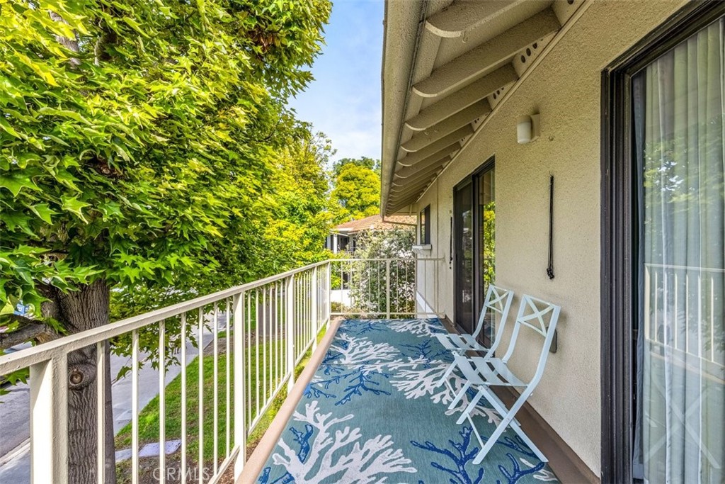 2096 Ronda Granada O