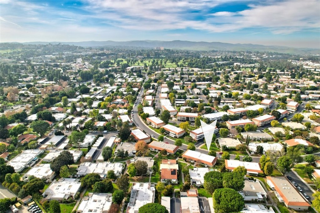 2096 Ronda Granada O