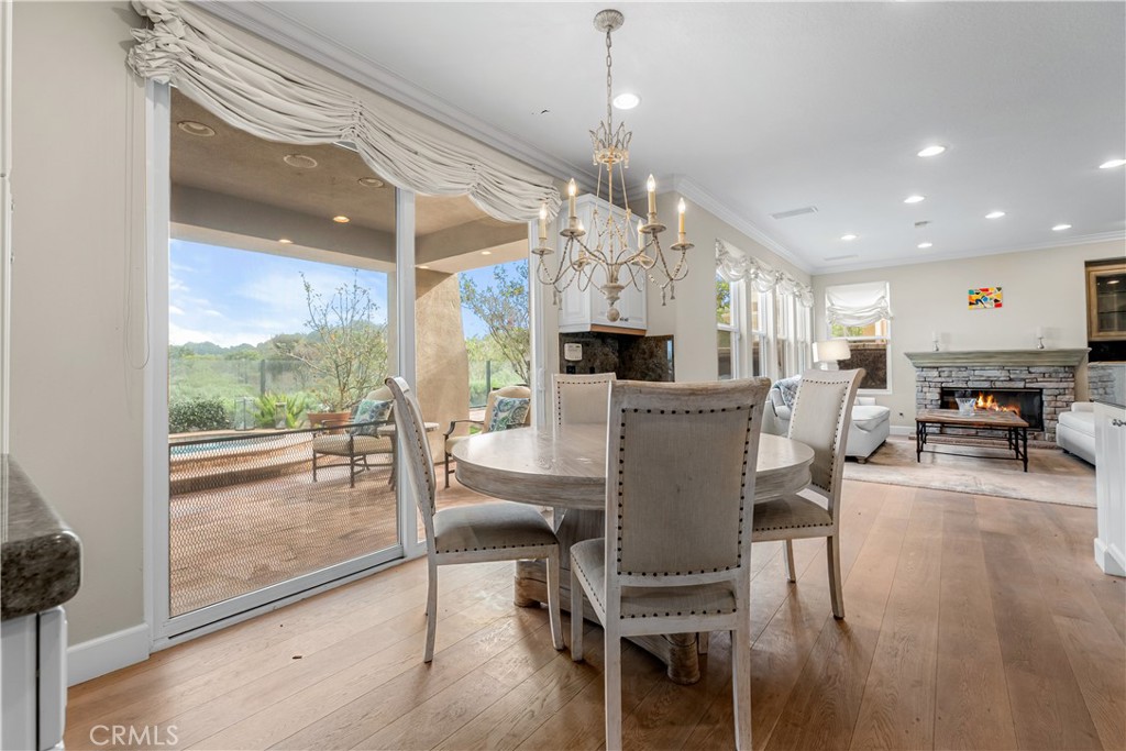 1441 High Bluff