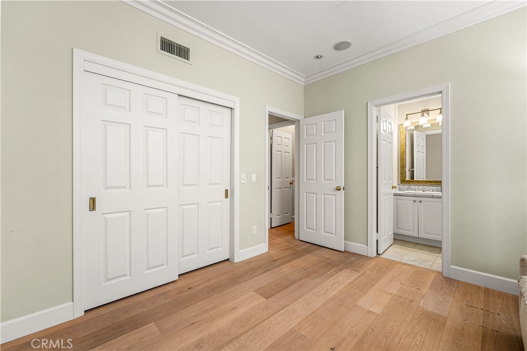 1441 High Bluff