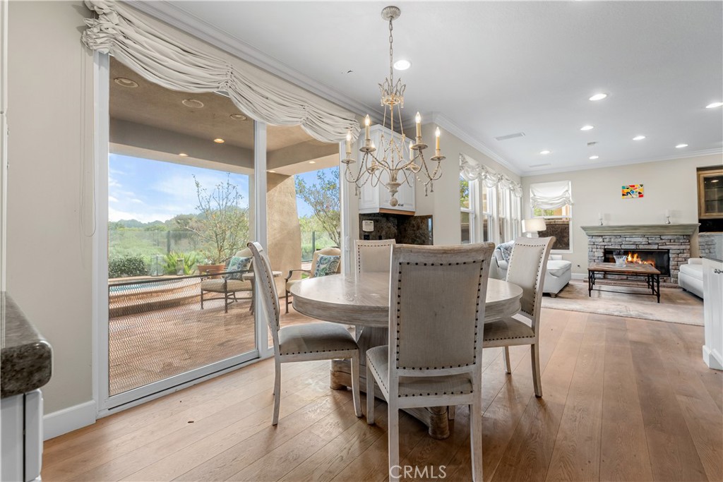 1441 High Bluff