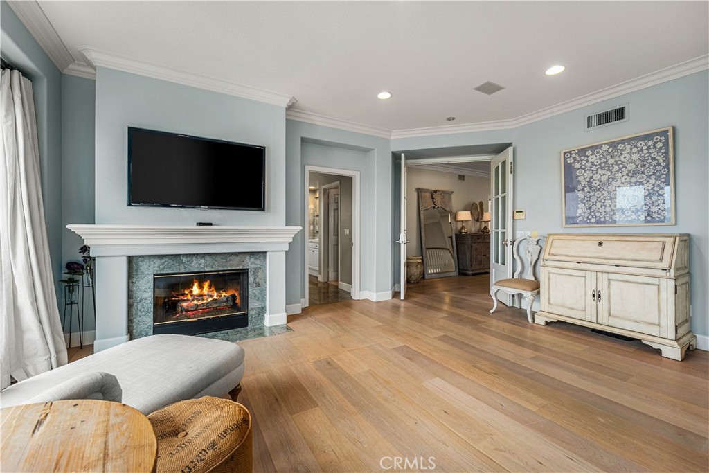 1441 High Bluff