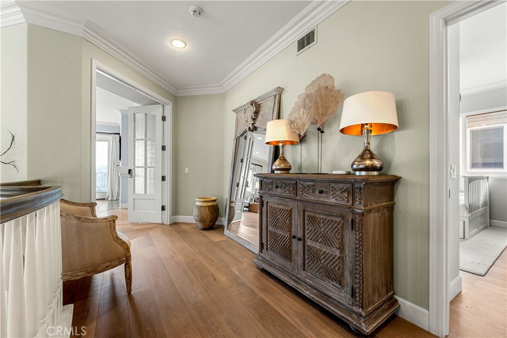 1441 High Bluff