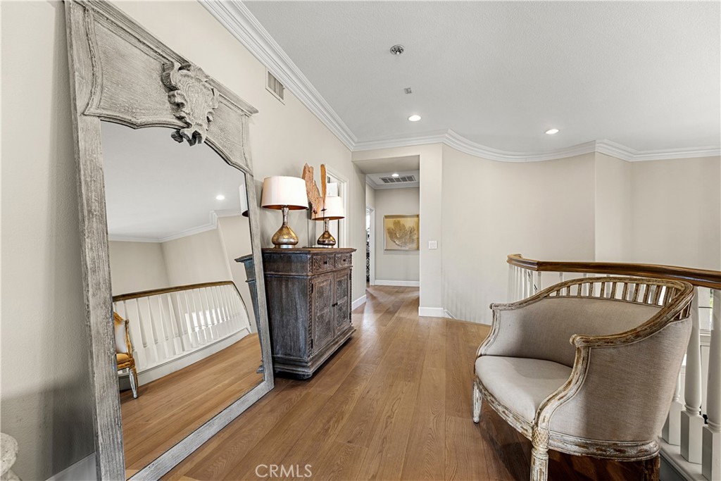1441 High Bluff