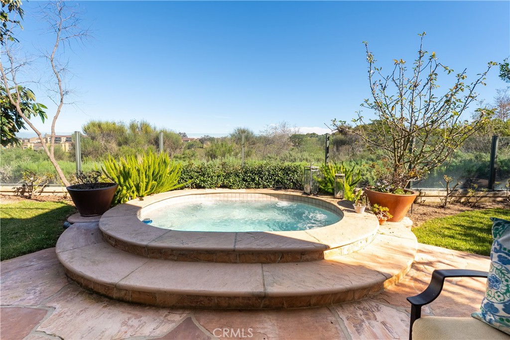 1441 High Bluff