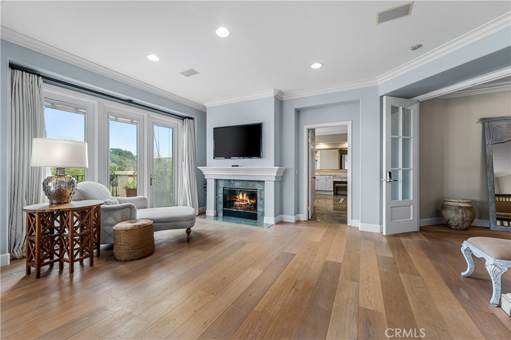 1441 High Bluff