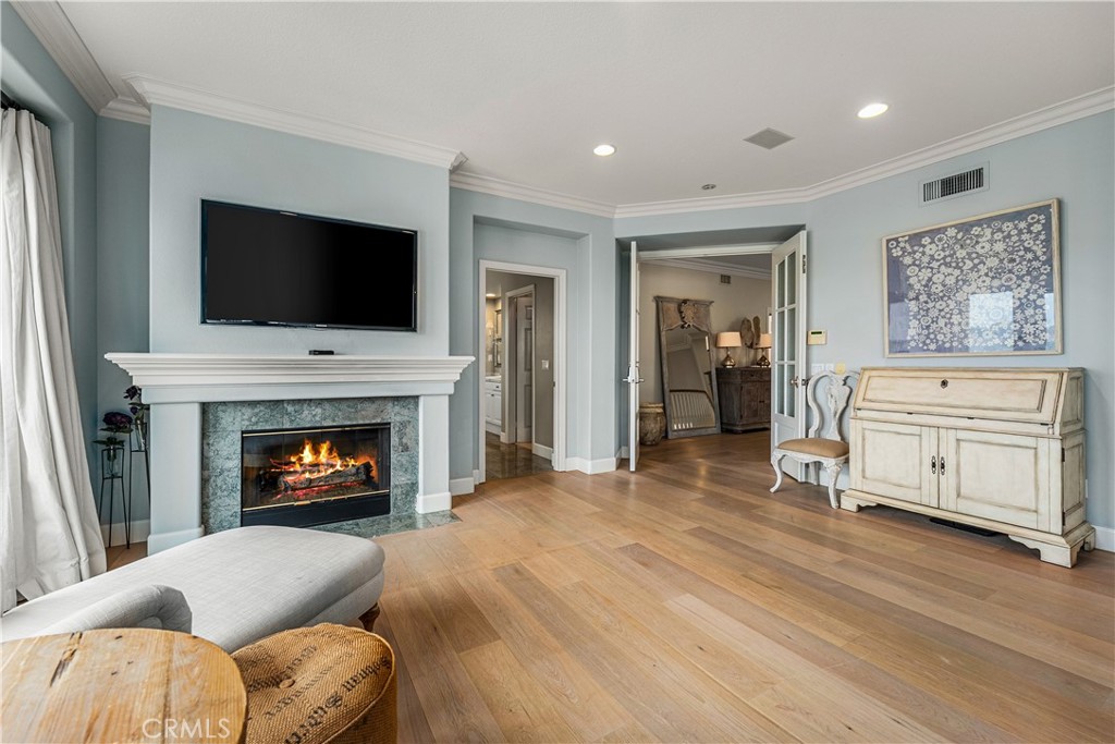 1441 High Bluff