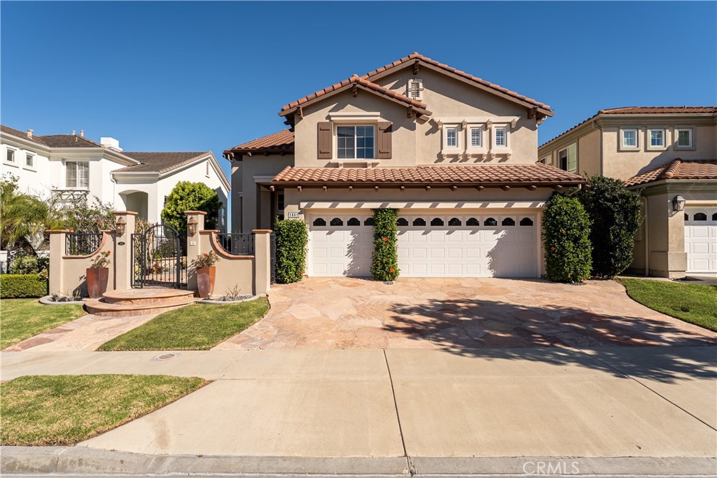 1441 High Bluff