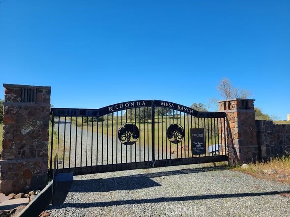 39280 Redonda Mesa