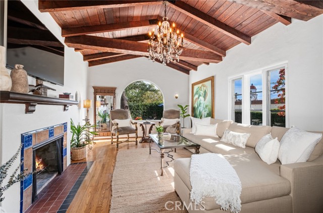 31462 El Camino Real