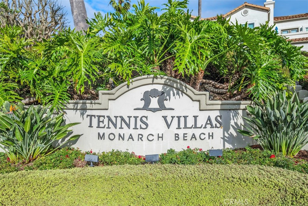40 Tennis Villas