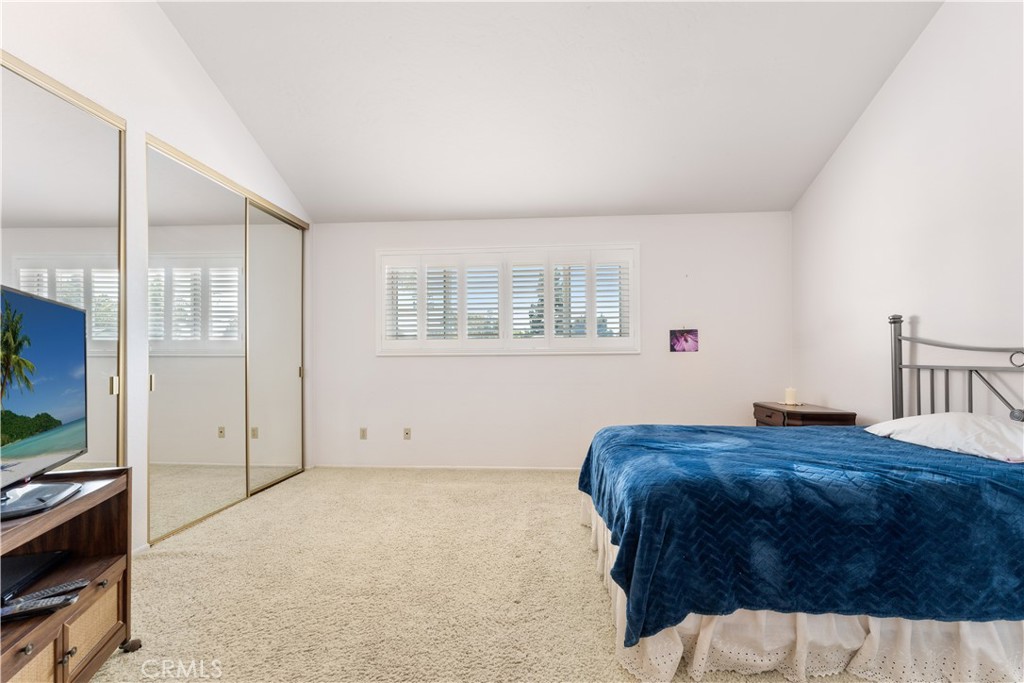 1106 Ridgecrest