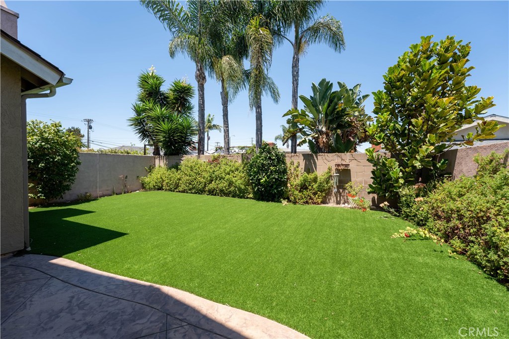 1106 Ridgecrest