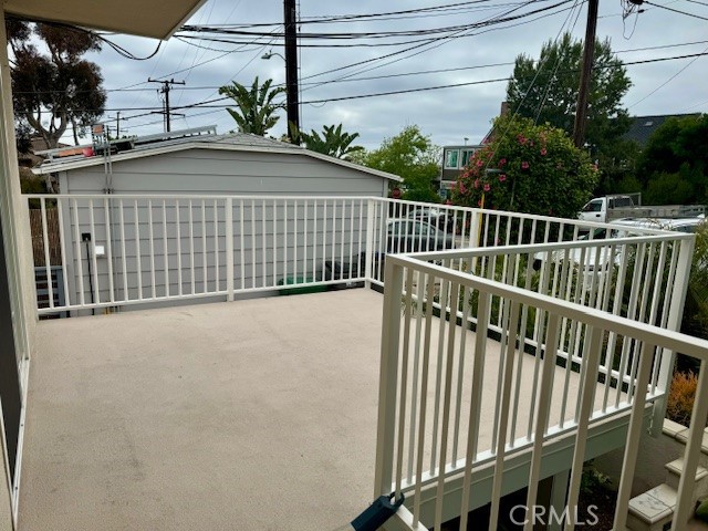 327 Calliope Street B