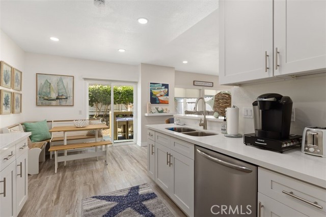 24122 Paseo Corona
