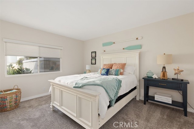 24122 Paseo Corona