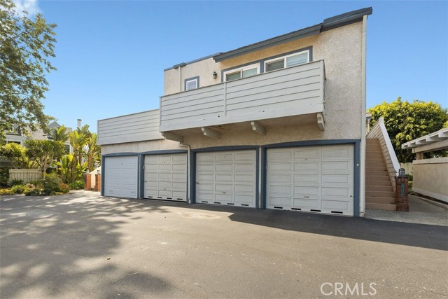 24122 Paseo Corona