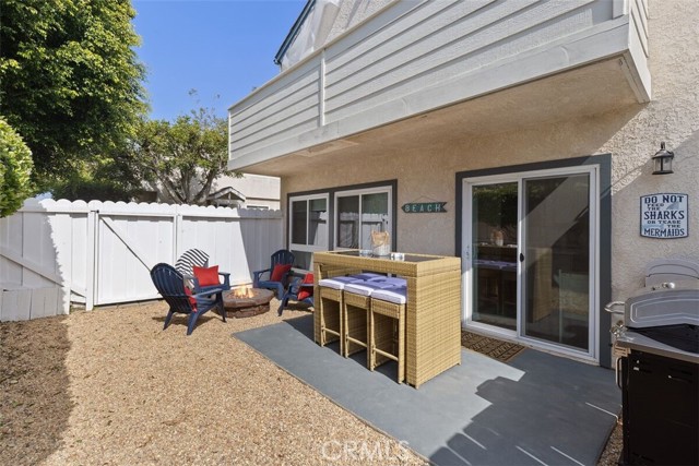 24122 Paseo Corona