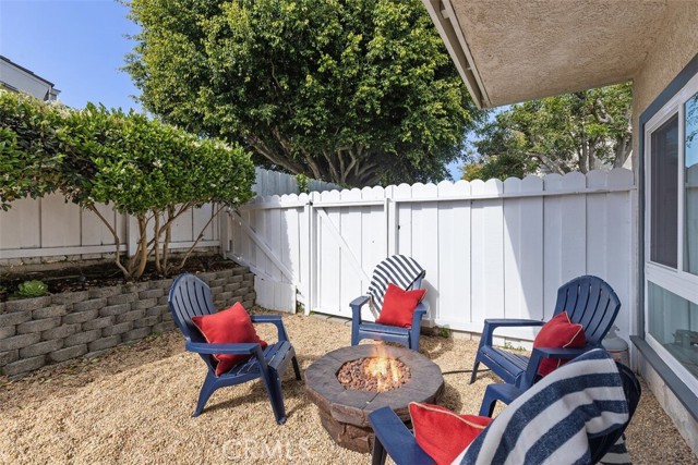24122 Paseo Corona